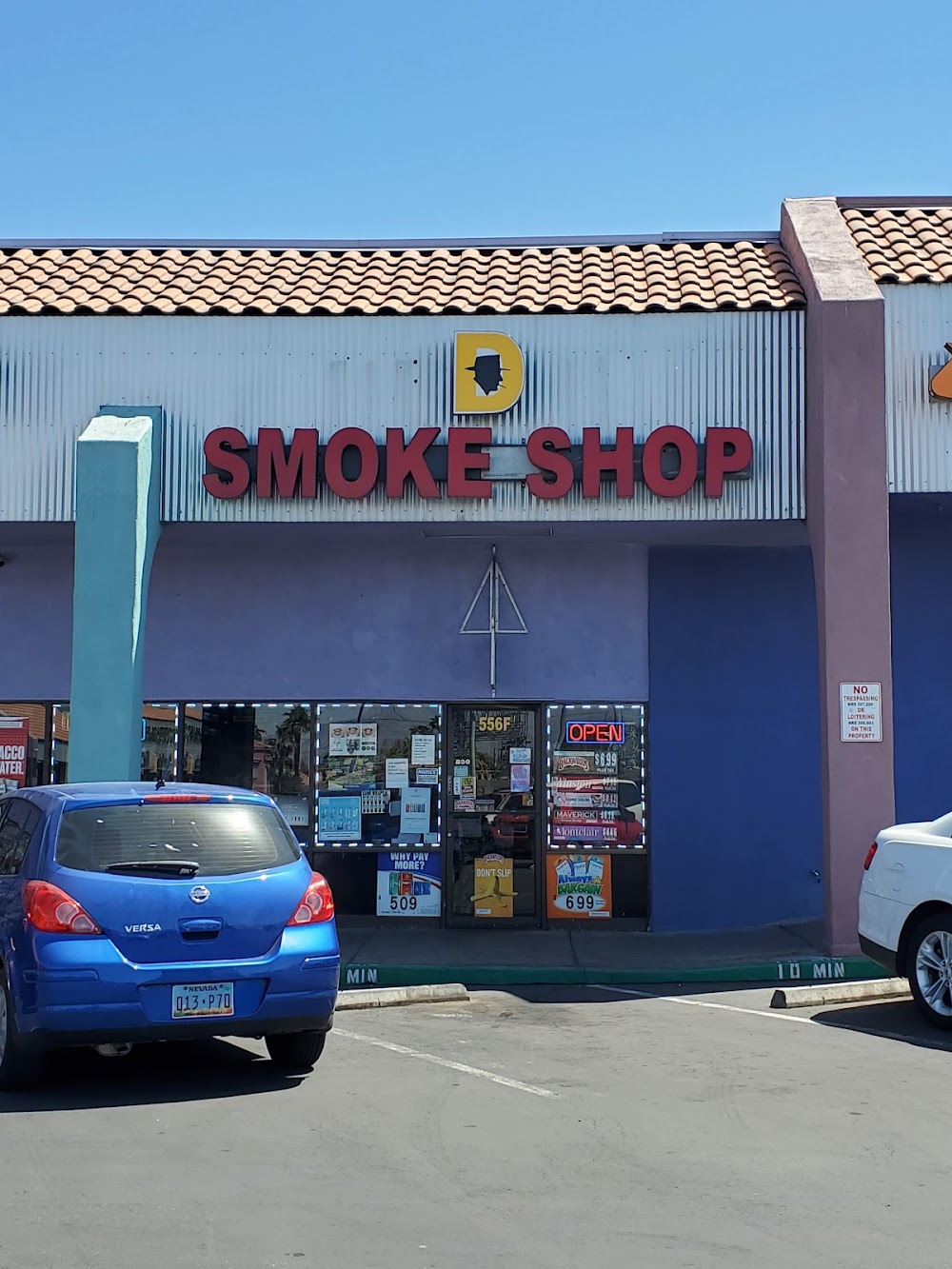 D Smoke Shop