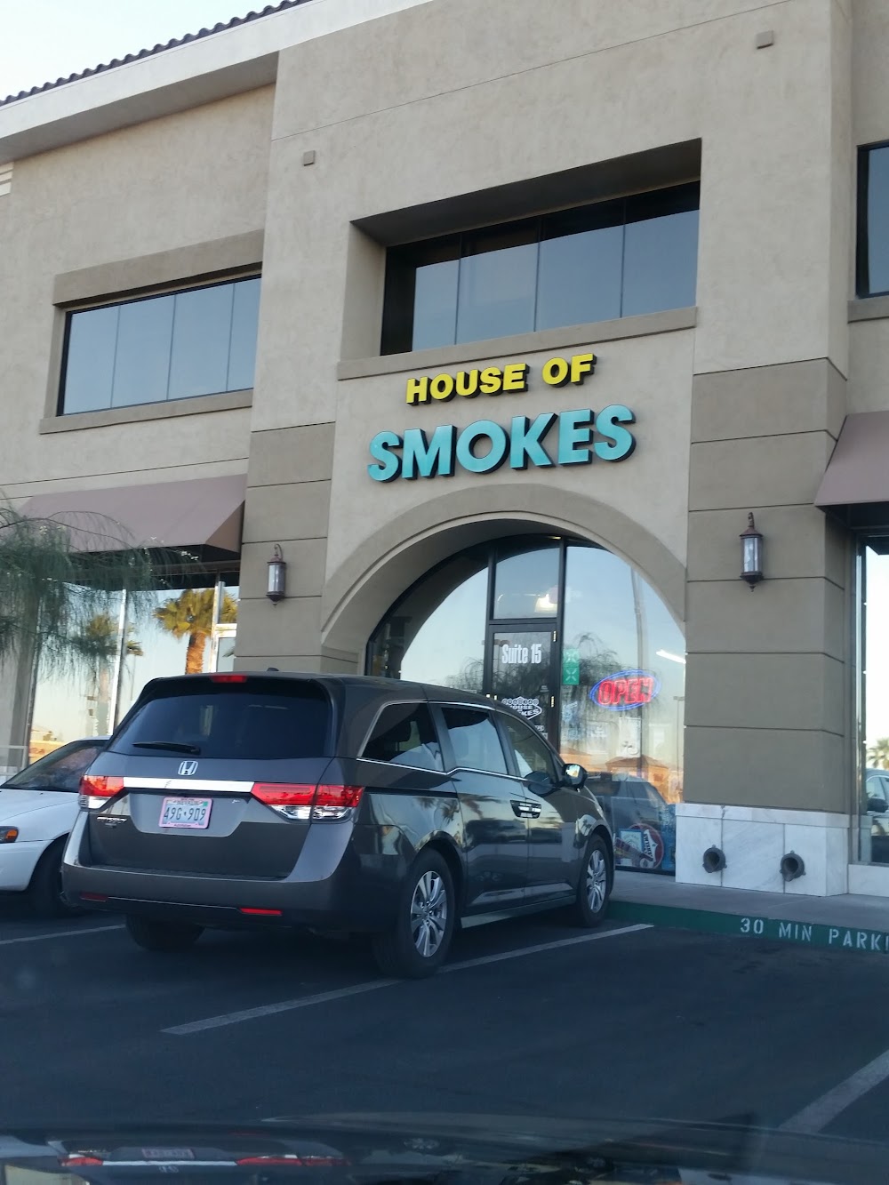 House of Smokes & Gifts