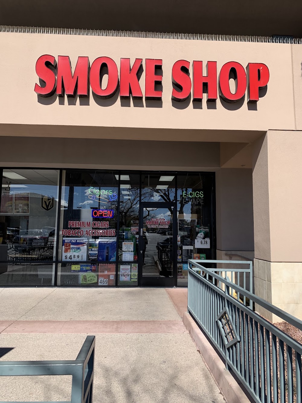Red Rock Smoke Shop